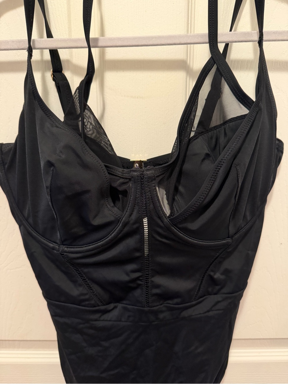 Swimsuit Pour Moi 36F Black